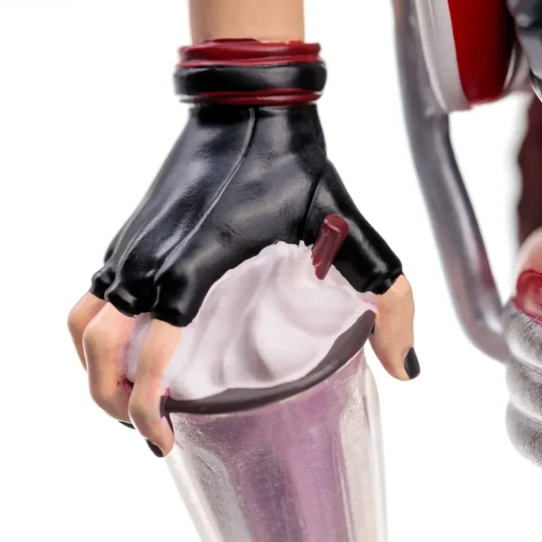 Dead Island 2 Collector’s Statue “Amy”