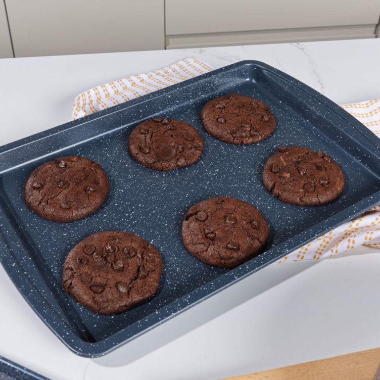 Russell Hobbs RH03858 Nightfall Stone Baking Tray 2 Pack