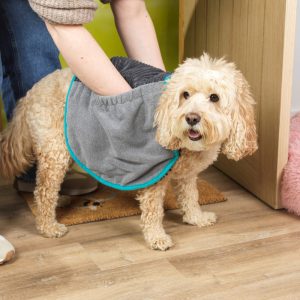 Beldray LA036164UFEU7 Anti-bac Pet Drying Towel With Pockets