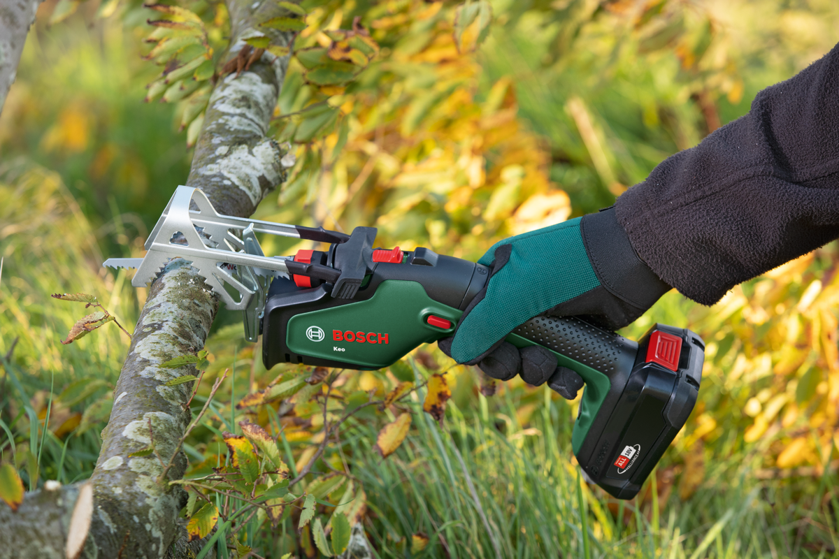 Bosch - Akku Cordless Garden Saw ( Battery Not Included )