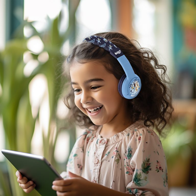 OTL – Bluey childrens headphones