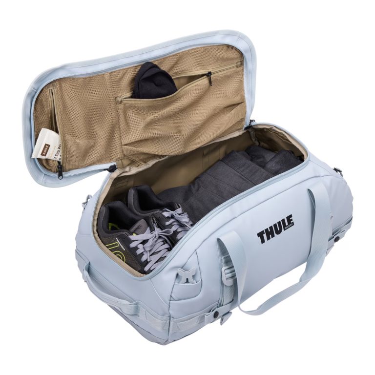 Thule 5444 Chasm 40L duffel bag soft blue
