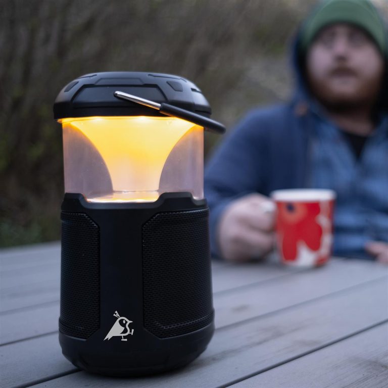 Aqiila – Soundbird B10 – Dimmable LED light with speakers