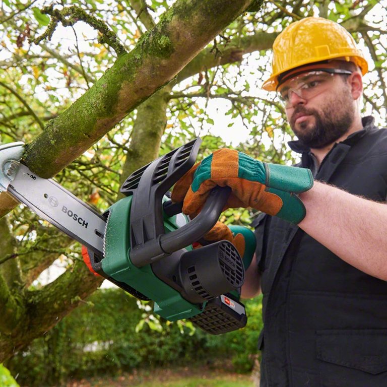 Bosch – Cordless Chainsaw 18 V ( Battery & Charger Not Included )