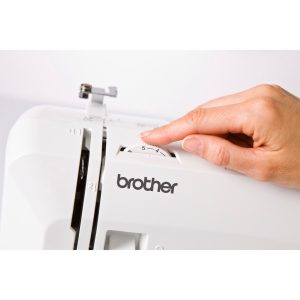 Brother - RH137 Mechanical Sewing Machine