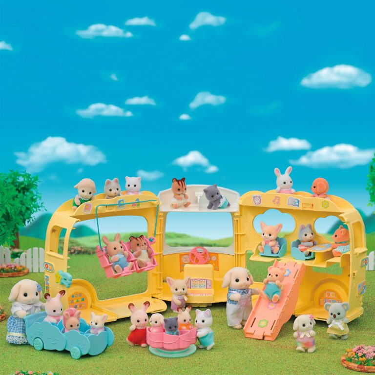 Sylvanian Families – Rainbow Fun Kindergarten Bus (5744)
