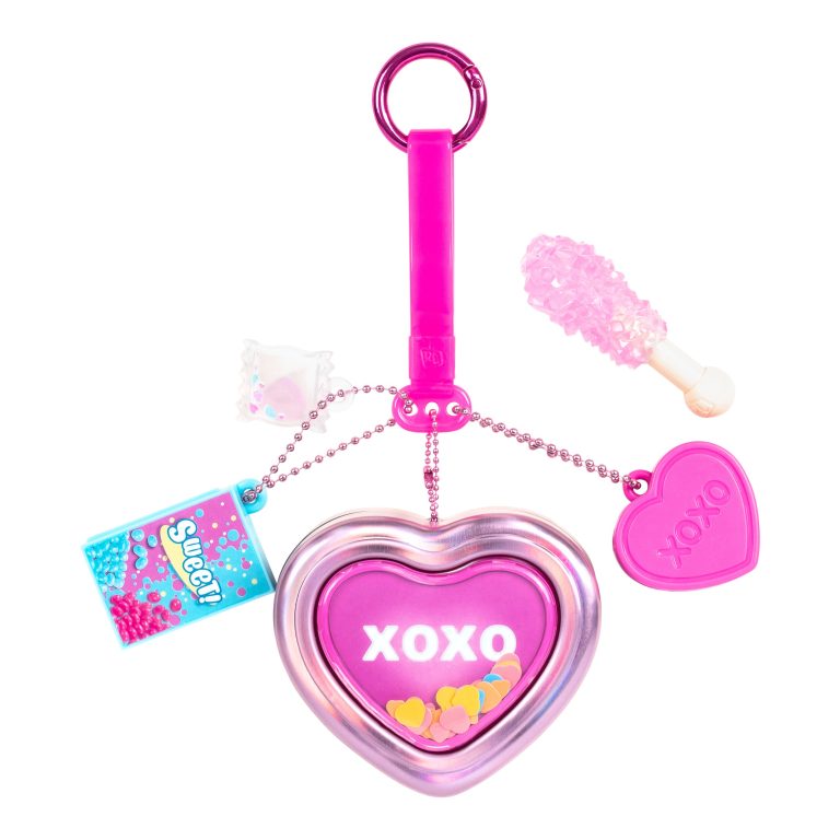 Real Littles Tiny Tins, Real Metal Tin With 4 Charms, Includes Real Working Stationery  – Clip on Playset – asst. (30496)