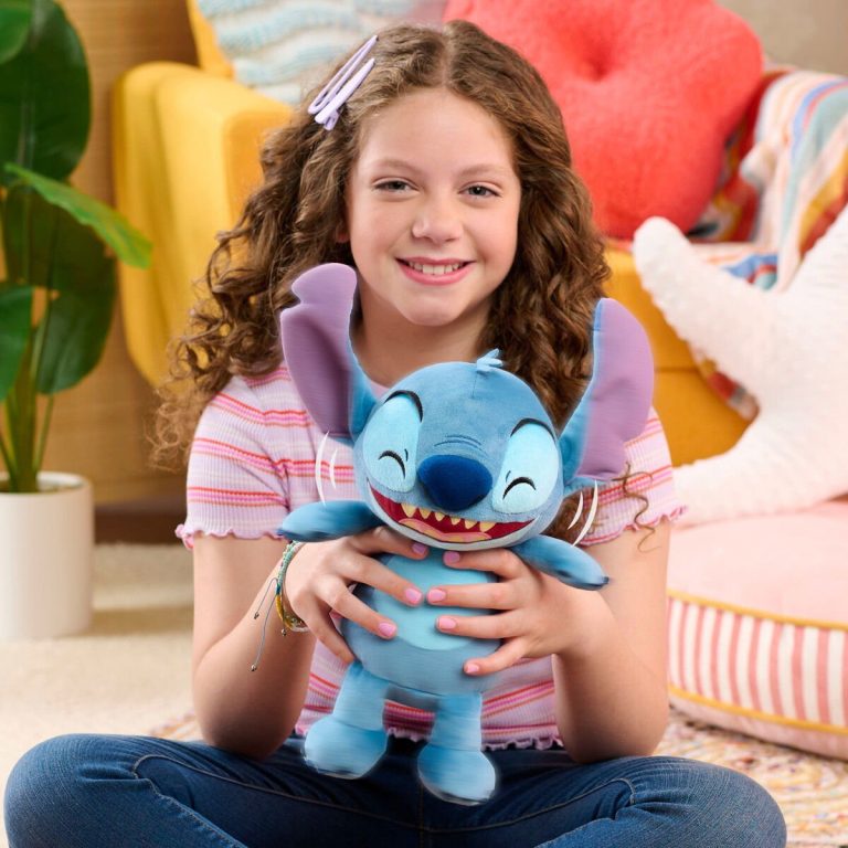 Disney Stitch – Crack Me Up Feature Plush 28 cm (302-10421)