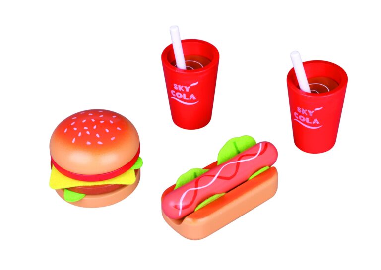 Small Wood – Lunch for Two – Hamburger and Hot Dog Set Menu (L40152)