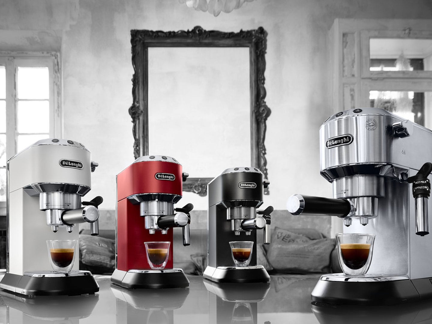 DeLonghi - Dedica EC685 Manuel Espresso Maker