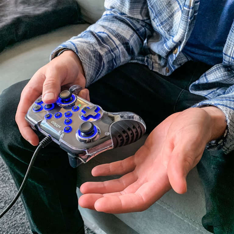 Nyko Air Glow Wired Controller For Switch