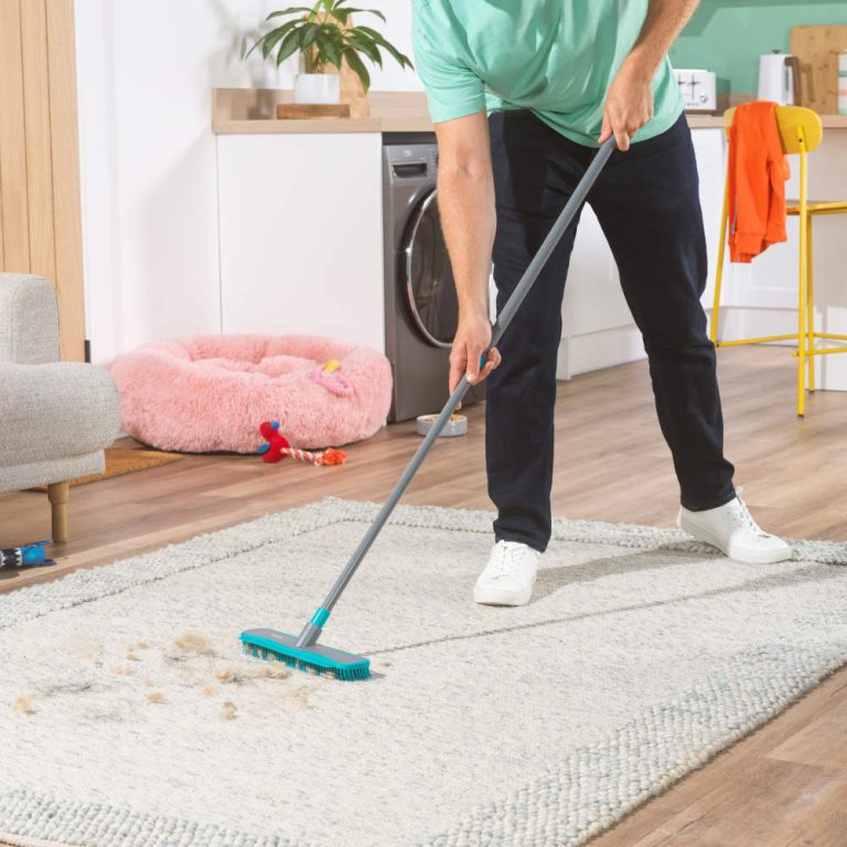 Beldray LA00000011UFEU7  Anti-Bac Dual Action Rubber Head Broom