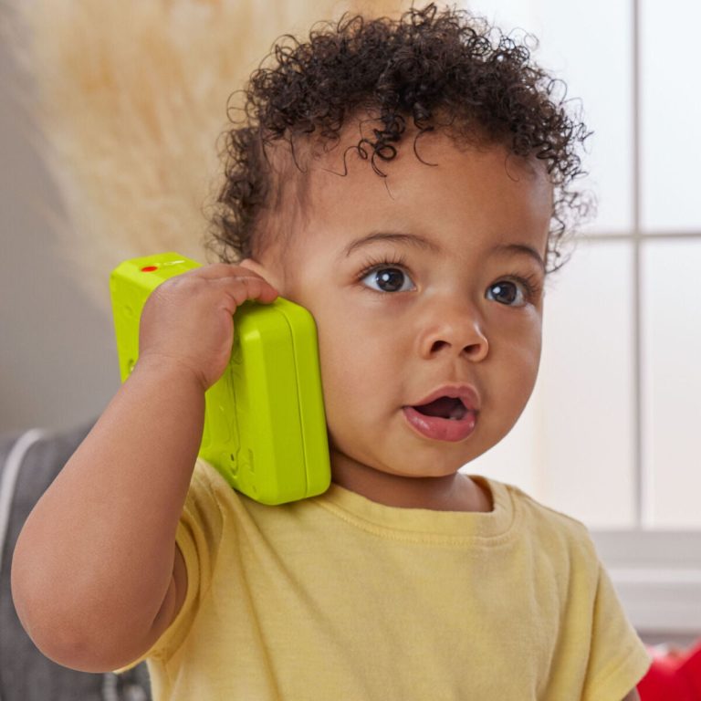 Fisher-Price Infant – Laugh & Learn – 2-in-1 Slide to Learn Smartphone (HNL41)
