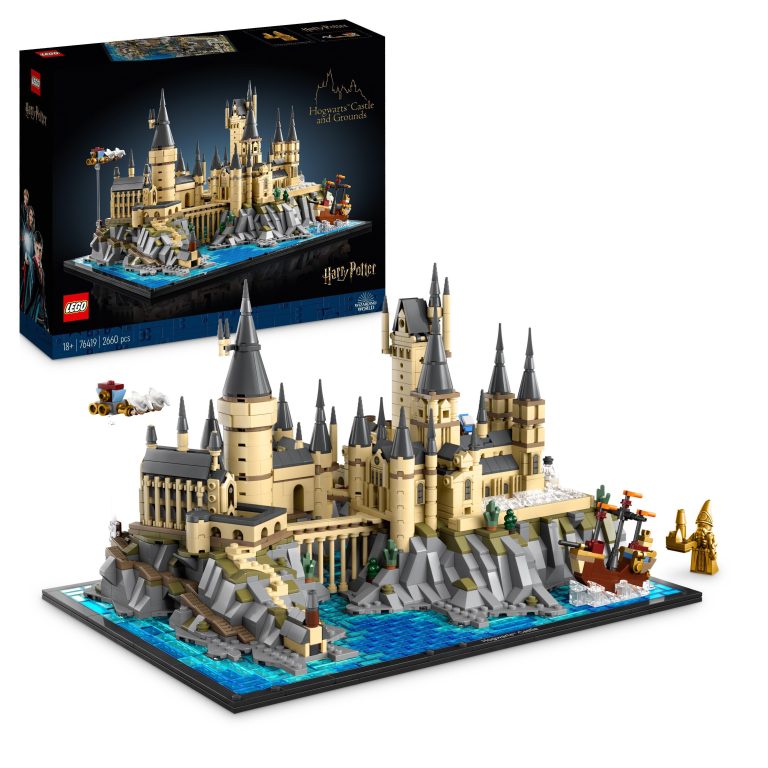 LEGO Harry Potter – Castle and Grounds (76419)