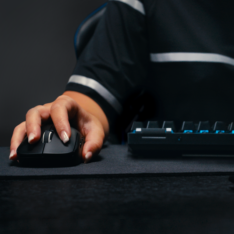 Logitech – G Pro X TKL Lightspeed Wireless Gaming Keyboard