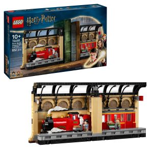 LEGO - Harry Potter TM - Book Nook: Hogwarts™ Express (76450)