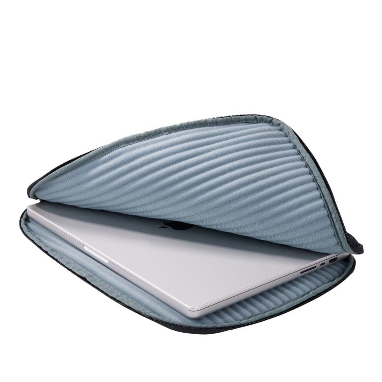 Thule 5032 Subterra 2 Sleeve MacBook 16″ Black