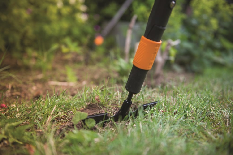 Fiskars - QuikFit Lawn Edge Trimmer