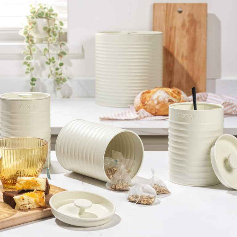 Russell Hobbs RH03270CEU7 Ribbed 4-Piece Countertop Set – Cream