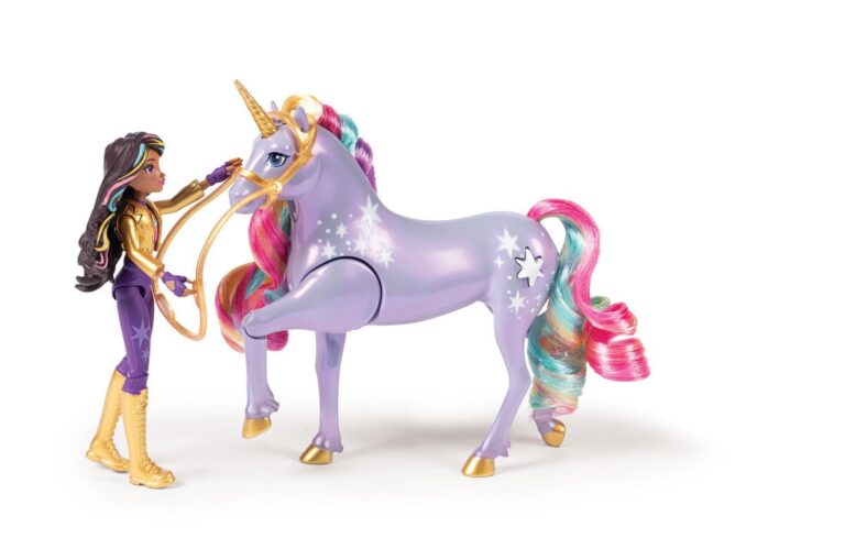 Unicorn Academy – Small Doll Sophia&Magic Wildstar (6067325)