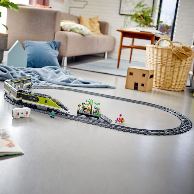 LEGO City – Express Passenger Train (60337)