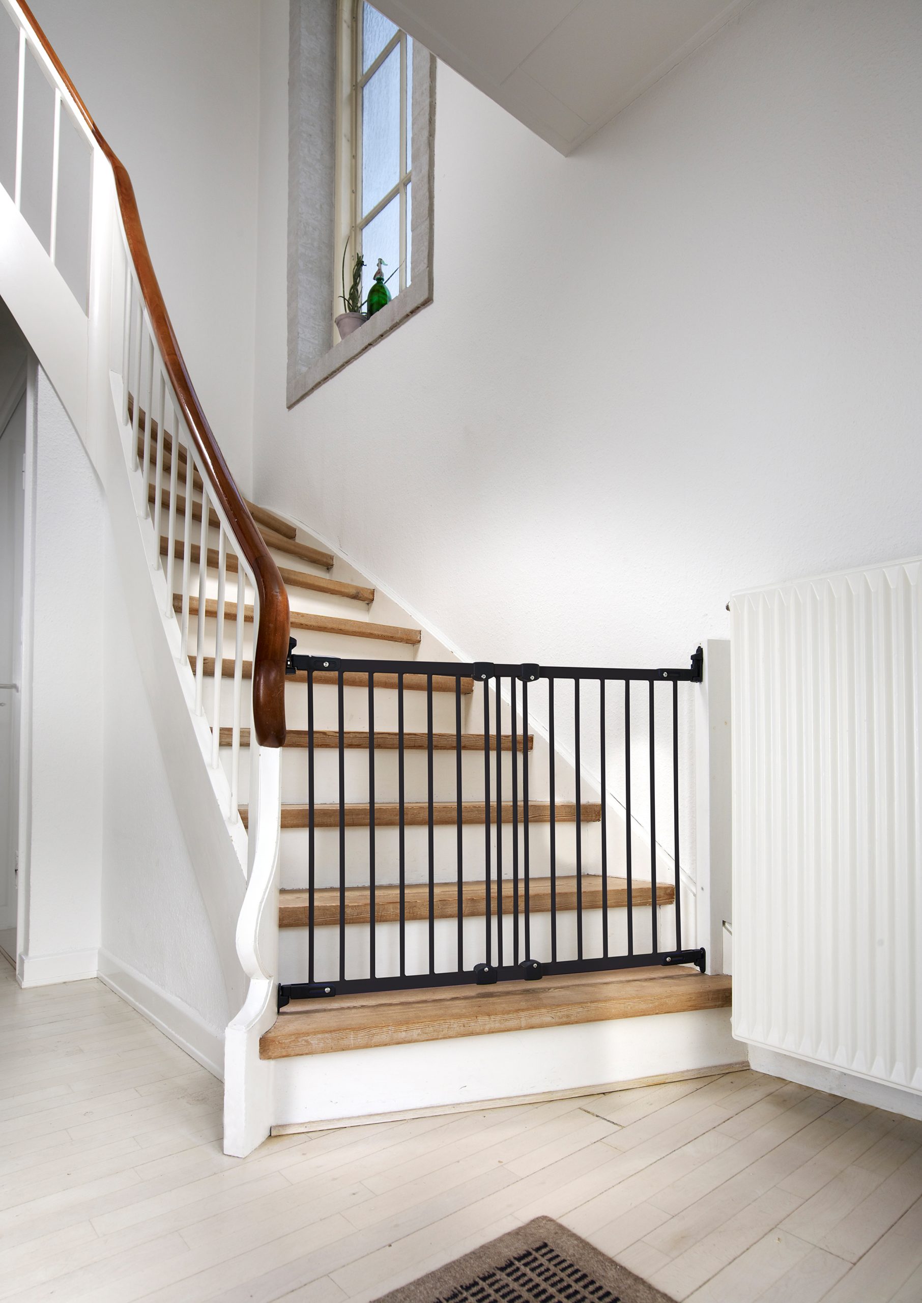 BabyDan - Safety Gate - Flexi Fit metal Black - 67-105,5 cm (55116-2600-10)
