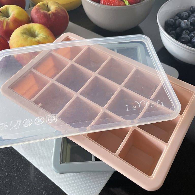 Le Toft – Baby Food Freezer Cubes – Smokey Rose – 15 compartments, each up to 20 ml