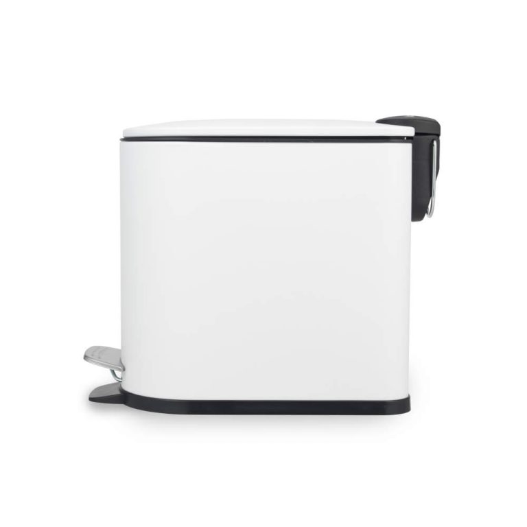 Beldray LA036690WHTPEU7  Slimline D-Shaped Pedal Bin  5-Litre, White