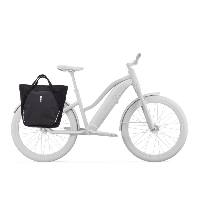 Thule 5465 Chasm Tote 25L with InLock Black