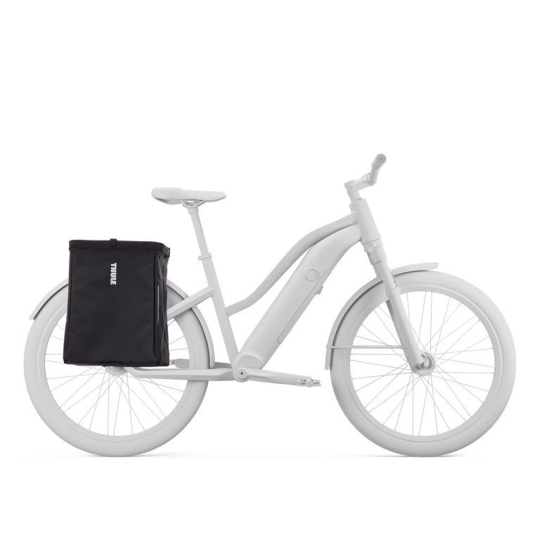 Thule 5470 Chasm Cargo Bin 25L with InLock Black